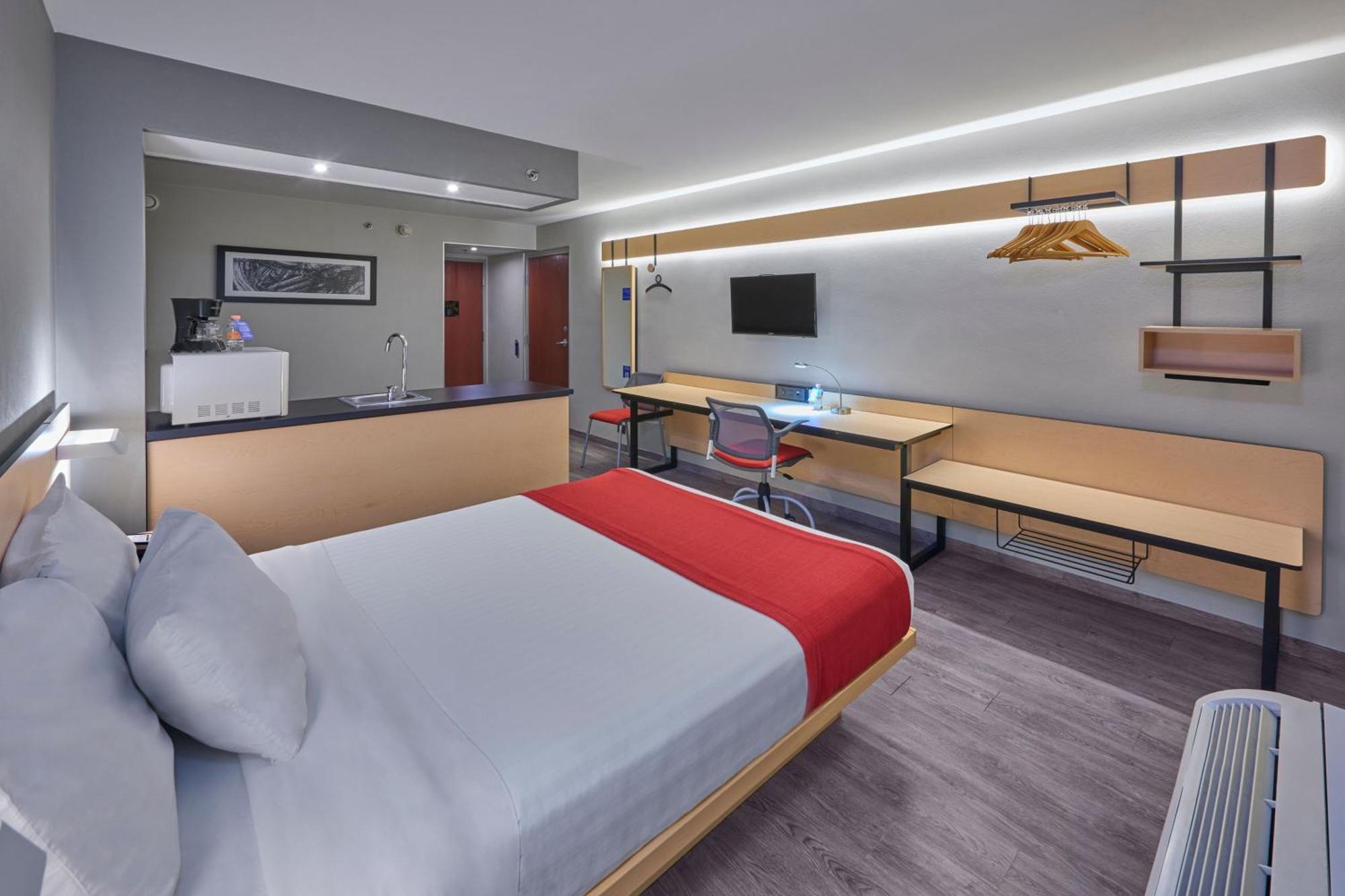 City Express By Marriott Irapuato Exterior photo